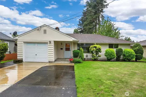 314 14th St SW, Puyallup, WA 98371
