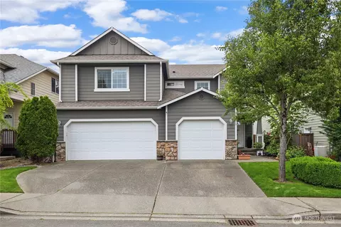 5208 NE 8th Ct, Renton, WA 98059