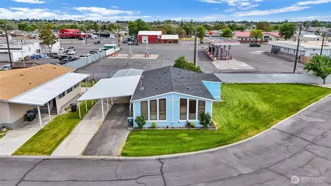 2240 W Broadway Ave #1, Moses Lake, WA 98837