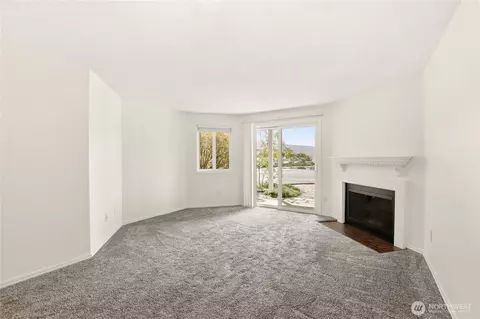 19811 3rd Ave NE #B27, Poulsbo, WA 98370