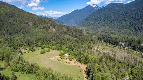 60982 Dexter Ln, Marblemount, WA 98267
