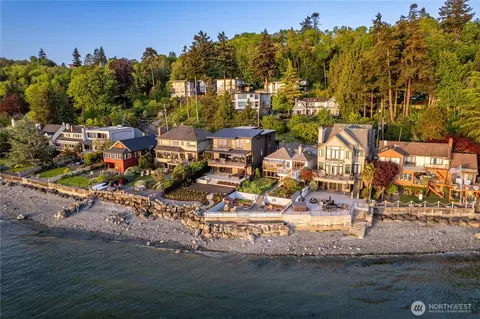 5637 Beach Dr SW, Seattle, WA 98136