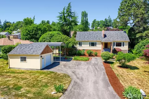 2113 Snyder Ave, Bremerton, WA 98312