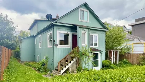 527 S Sullivan St, Seattle, WA 98108