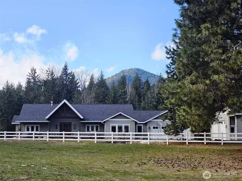 1011 Big Creek Rd, Cle Elum, WA 98922