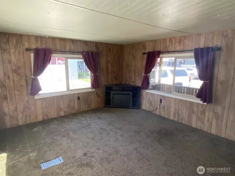 17103 Spanaway Loop Rd #22, Spanaway, WA 98387 photo 4