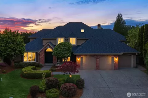 2215 271st Ct SE, Sammamish, WA 98075
