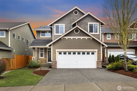 12871 NE 198th Pl, Woodinville, WA 98072