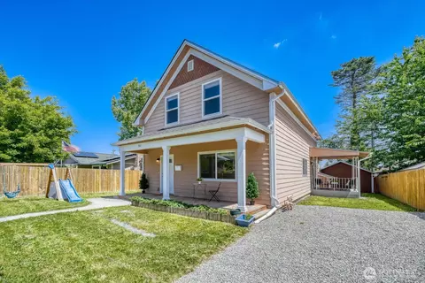 3611 E I St, Tacoma, WA 98404