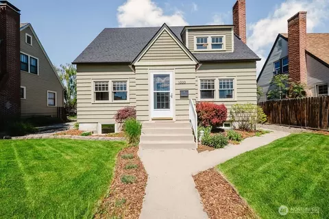 1020 Columbine St, Wenatchee, WA 98801
