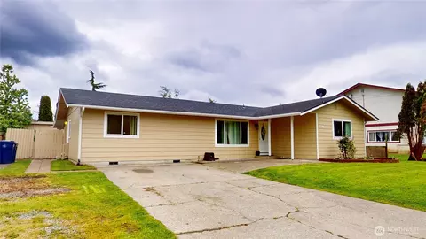 218 S 24th St S, Mount Vernon, WA 98274