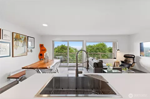 414 Boulevard #203, Bellingham, WA 98225