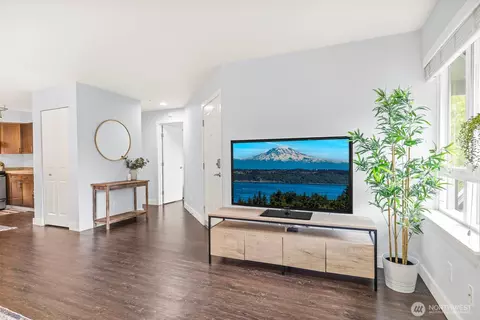 Living - 3915 SE 243rd Pl SE #K301, Bothell, WA 98021 photo 3 of 3