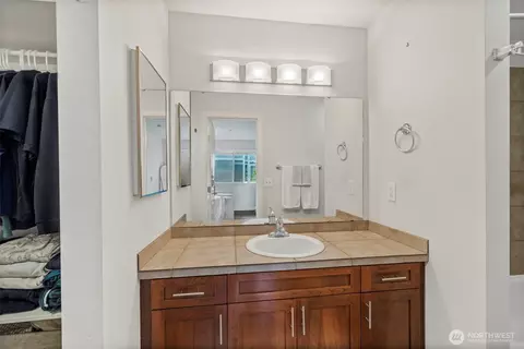 Bath - 3915 SE 243rd Pl SE #K301, Bothell, WA 98021 photo 2 of 3