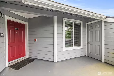 Exterior - 3915 SE 243rd Pl SE #K301, Bothell, WA 98021 photo 2 of 6