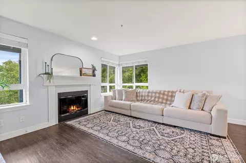 Living - 3915 SE 243rd Pl SE #K301, Bothell, WA 98021 photo 2 of 3