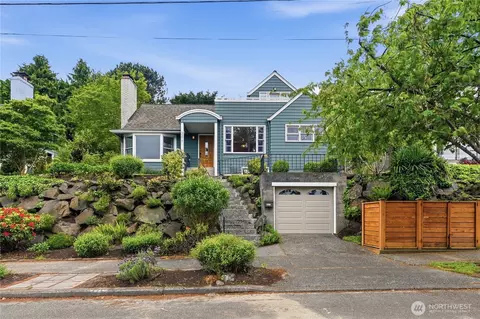 3217 36th Ave W, Seattle, WA 98199
