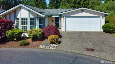 8806 60th Ave E, Puyallup, WA 98371