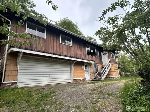 415 Adams St, Hoquiam, WA 98550