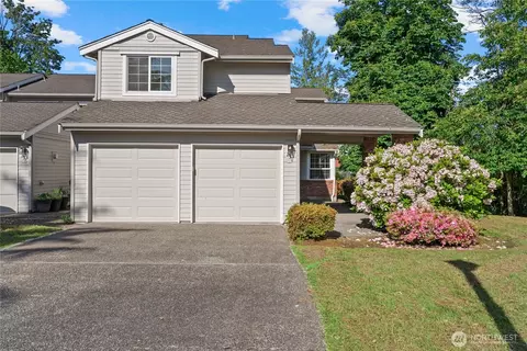 231 145th Pl SE, Bellevue, WA 98007
