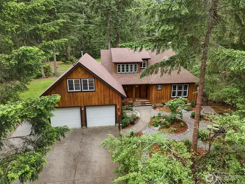 10507 Pioneer Dr, Anderson Island, WA 98303