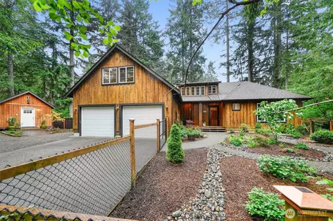 10507 Pioneer Dr, Anderson Island, WA 98303