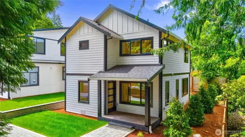 12644 NE 80th St, Kirkland, WA 98033