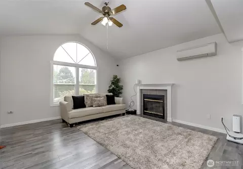 Living - 8802 8th Ave W, Everett, WA 98204 photo 3 of 4