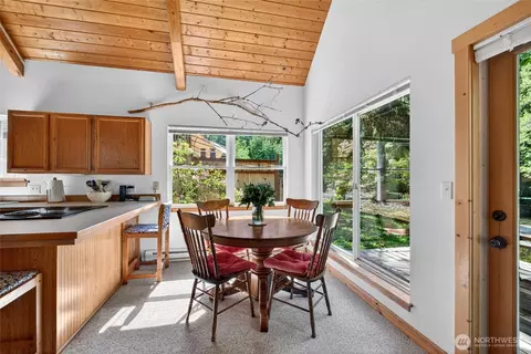 Dining - 52225 SE 496th Pl, Greenwater, WA 98022 photo 1 of 2