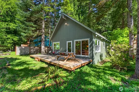 Exterior - 52225 SE 496th Pl, Greenwater, WA 98022 photo 7 of 12