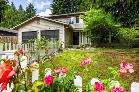 10710 126th Pl NE, Kirkland, WA 98033