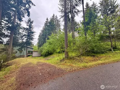 22441 Clearview Ct SE, Yelm, WA 98597