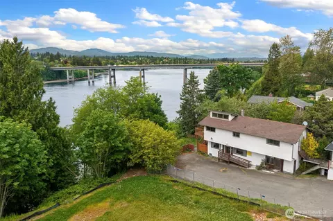 2321 Wheaton Way, Bremerton, WA 98310