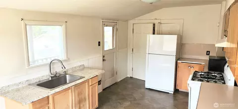 Kitchen - 1224 Maple St, Everett, WA 98201 photo 2 of 3