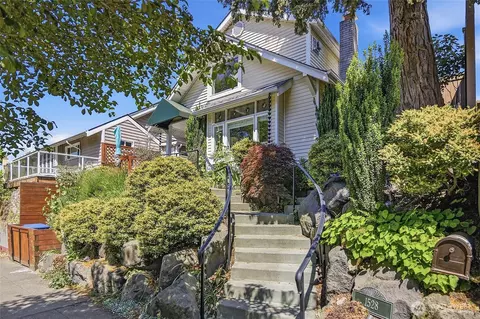 1528 1st Ave W, Seattle, WA 98119