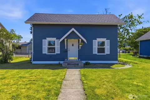 5207 S Oakes St, Tacoma, WA 98409