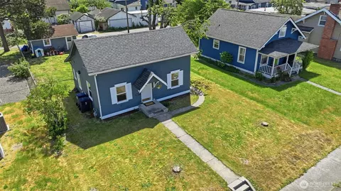 5207 S Oakes St, Tacoma, WA 98409