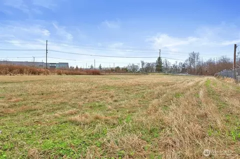 2826 Center Rd, Everett, WA 98204 photo 2