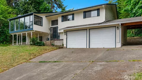 1855 Front Ave W, Bremerton, WA 98312