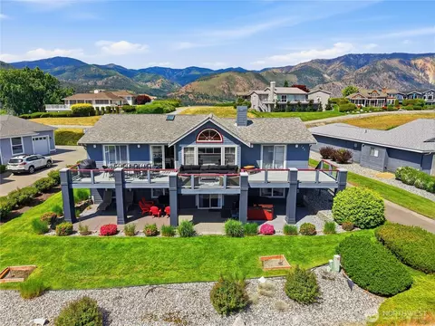 127 Chelan View Dr, Manson, WA 98831