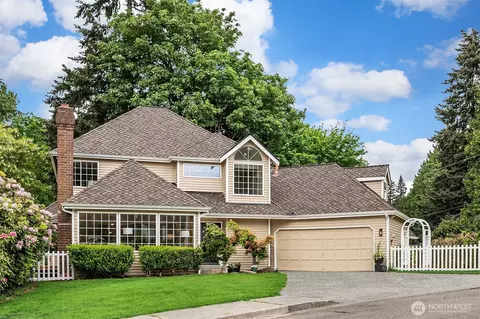 10336 NE 201st Pl, Bothell, WA 98011