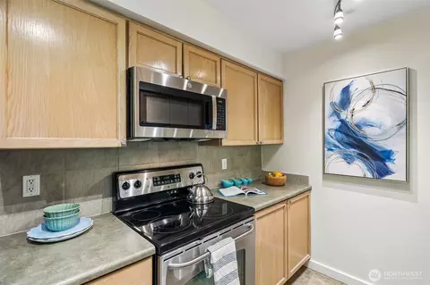 Kitchen - 18930 Bothell Everett Hwy #E301, Bothell, WA 98012 photo 1 of 3