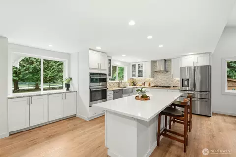 Kitchen - 23307 49th Ave SE, Bothell, WA 98021 photo 2 of 5