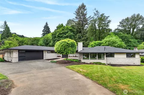 415 Front St S, Issaquah, WA 98027