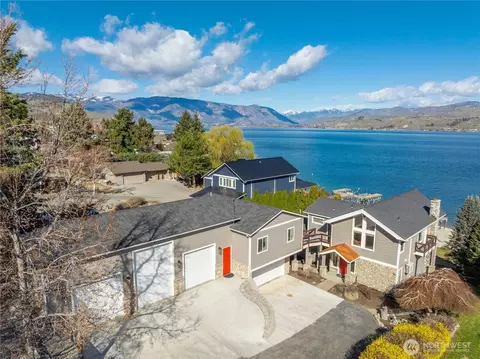 21 Grace Ln, Chelan, WA 98816