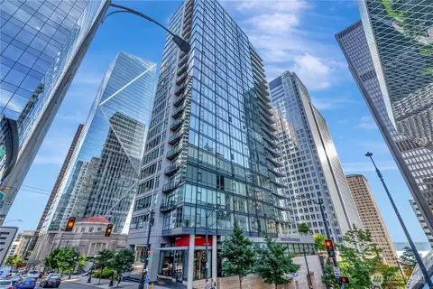 909 5th Ave #502, Seattle, WA 98104