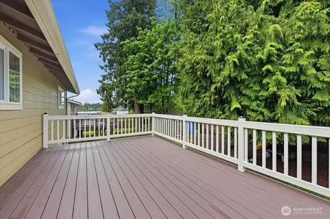 11314 E Ibberson Dr, Everett, WA 98208