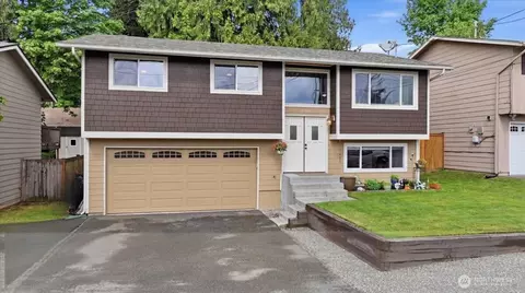 Exterior - 11314 E Ibberson Dr, Everett, WA 98208 photo 9 of 10