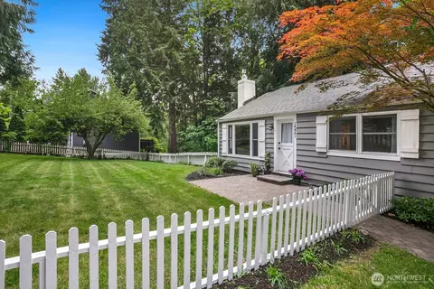 14841 88th Ave NE, Kenmore, WA 98028