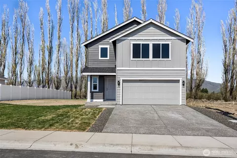 518 Chinook Winds Ln, Tieton, WA 98947